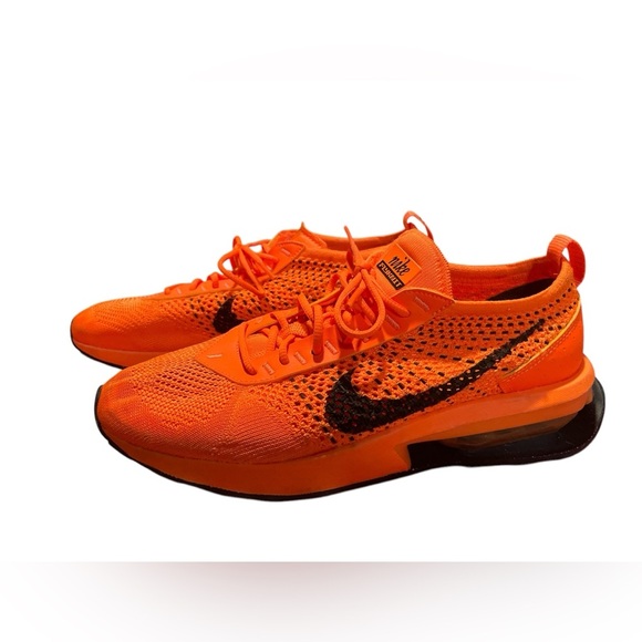 Nike Air Max Flyknit Racer
Total Orange - Picture 2 of 5
